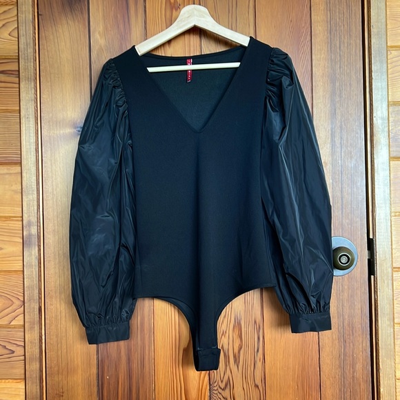 NWOT Imperial Bodysuit with Puffed Taffeta Sleeves Italian Made - Picture 1 of 6